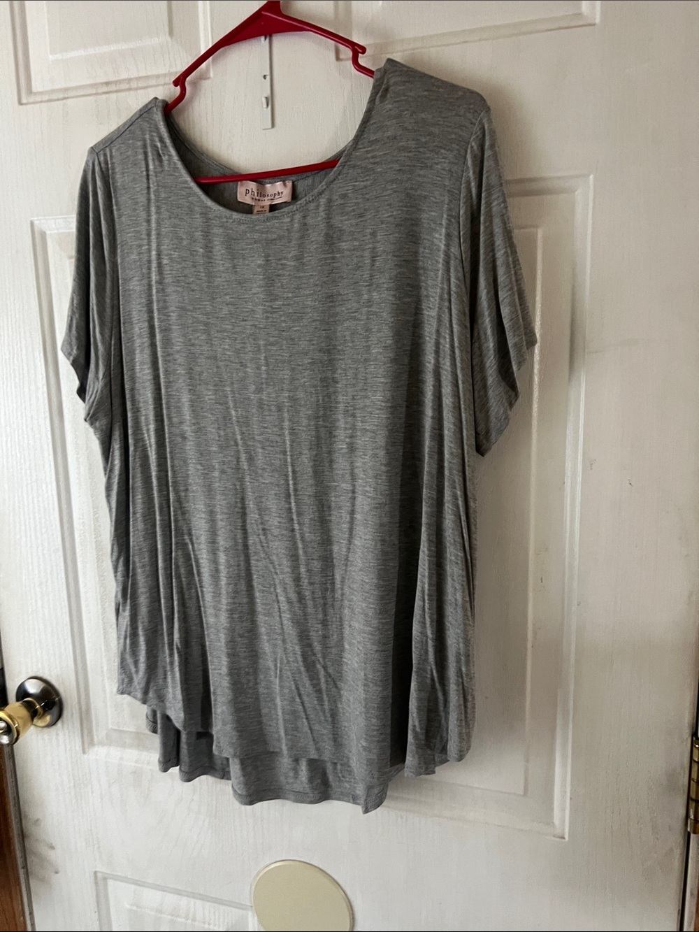 Philosophy Light Gray Short Sleeve Scoop Neck Top